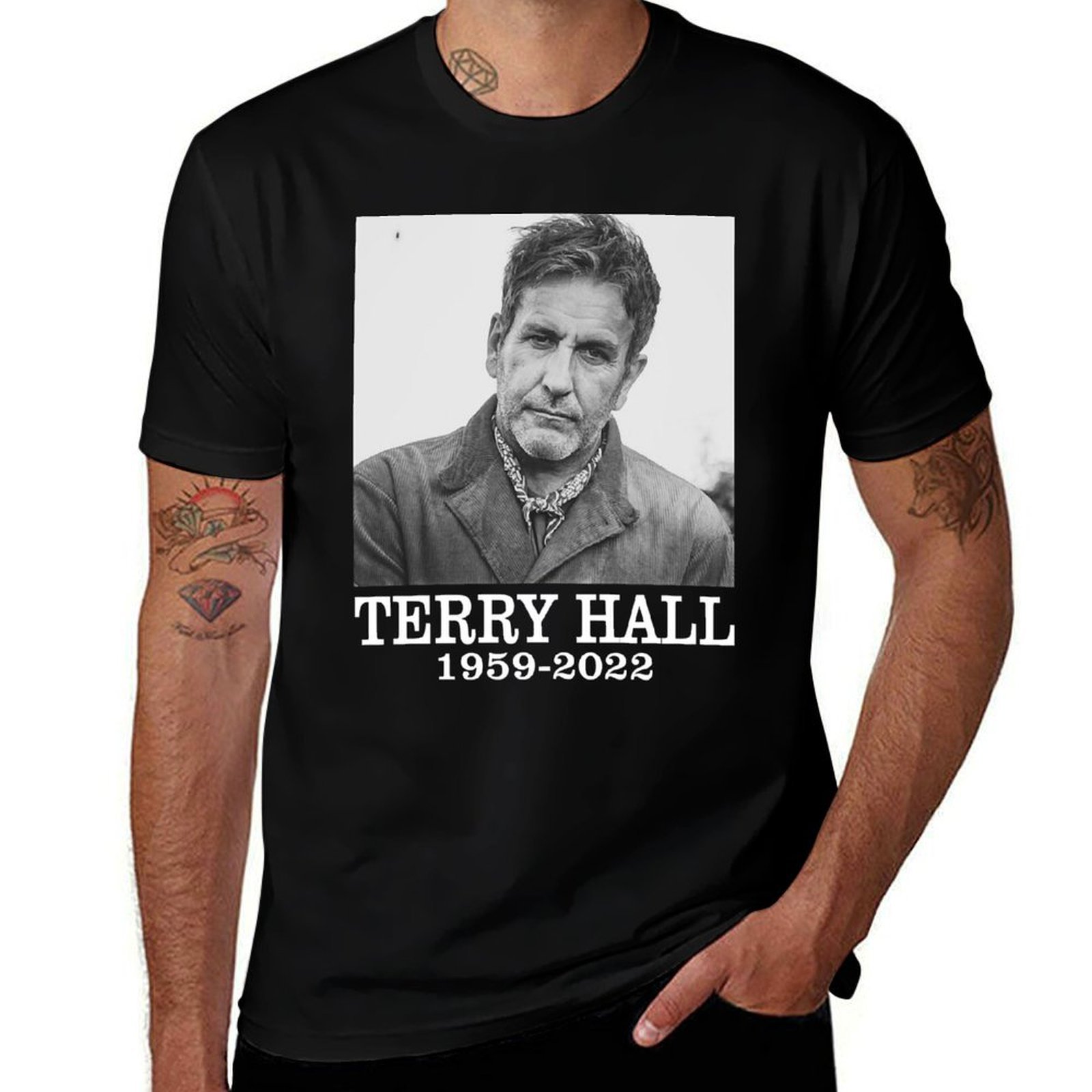 Outdoor Sports Hall - تي شيرت RIP TERRY HALL 1959-2022