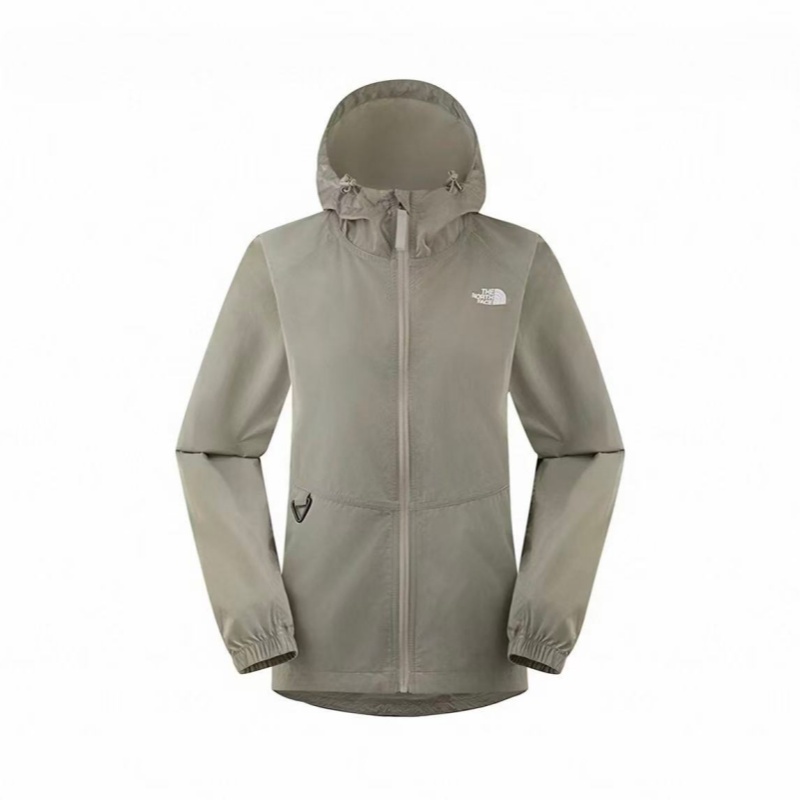 سترة رياضية مريحة للنساء من ذا - مراجعة Outdoor Sport North Face وسعره